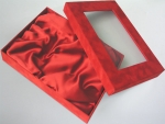 Красная коробка с окошком арт.108